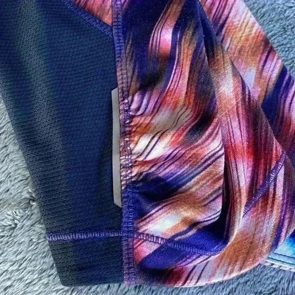 Athleta Cropped Leggings Multicolor Size Small EUC - Picture 6 of 11